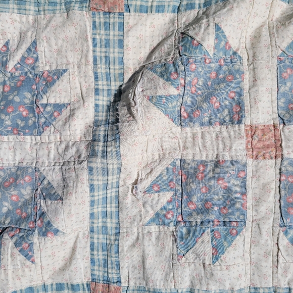 Vintage LL Bean patchwork quilt. - Picture 4 of 11